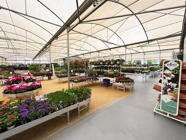 Ala30 renews the outdoor space with Orlandelli exhibition concepts