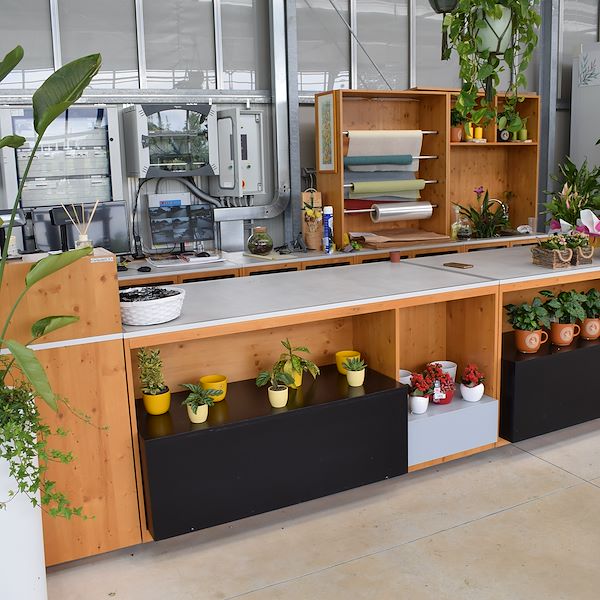 THE FELTRINA GARDEN CENTER