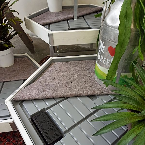 Mesa hexagonal en madera linea amor