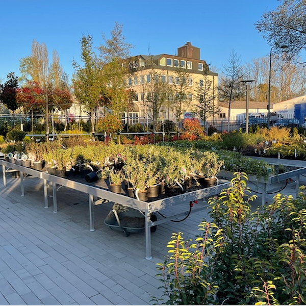 Mesa expositora fija de aluminio para montar