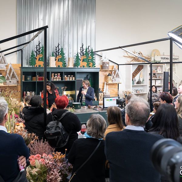 Organizzazione Orlandelli presenta il nuovo concept d'arredo per l'area confezionamento di piante e fiori