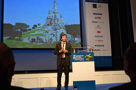 Abgehalten in Paris der  2° EUROPEAN FORUM D.I.Y. 2012