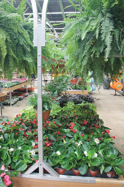 El mobiliario AMOR rediseña la zona de plantas y flores de “Urban Hardware”