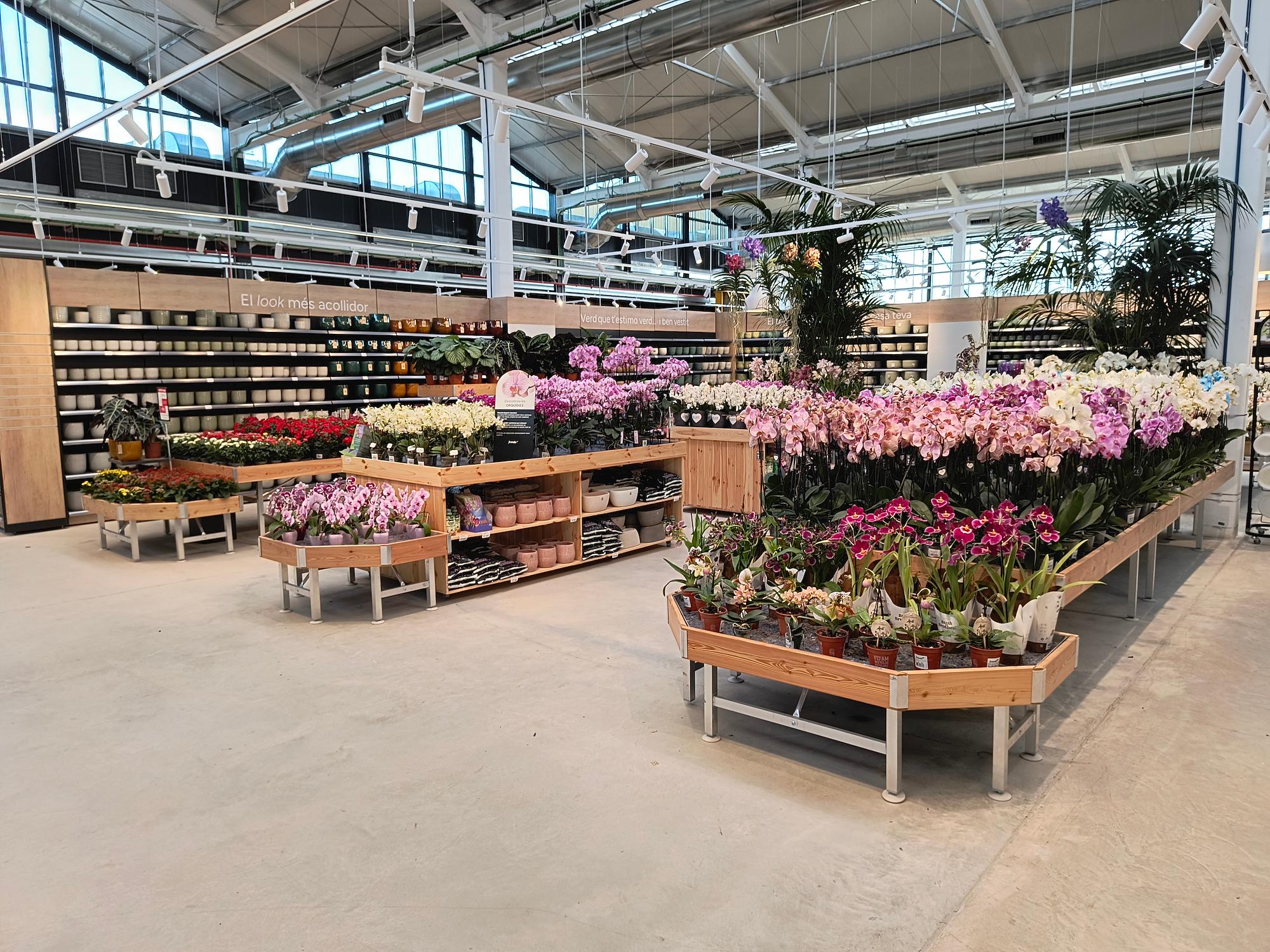 Furnishing solutions for garden centers