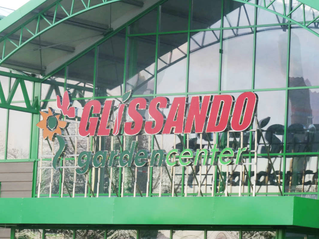 Glissando Gartencenter: Verkaufstische- und Zubehörlieferung in Temeswar