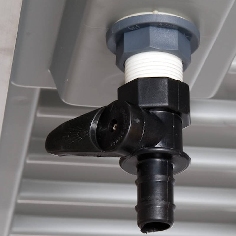 Hexagonal bench with aluminum structure