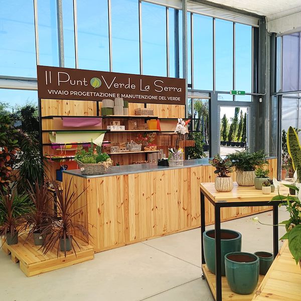 The new display concept of Il Punto Verde Cassia in Rome