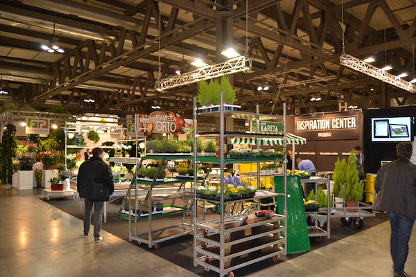 Gallery stand Orlandelli