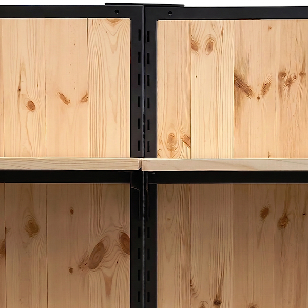 Étagère avec boîtes en bois naturel et profilé en fer peint en noir