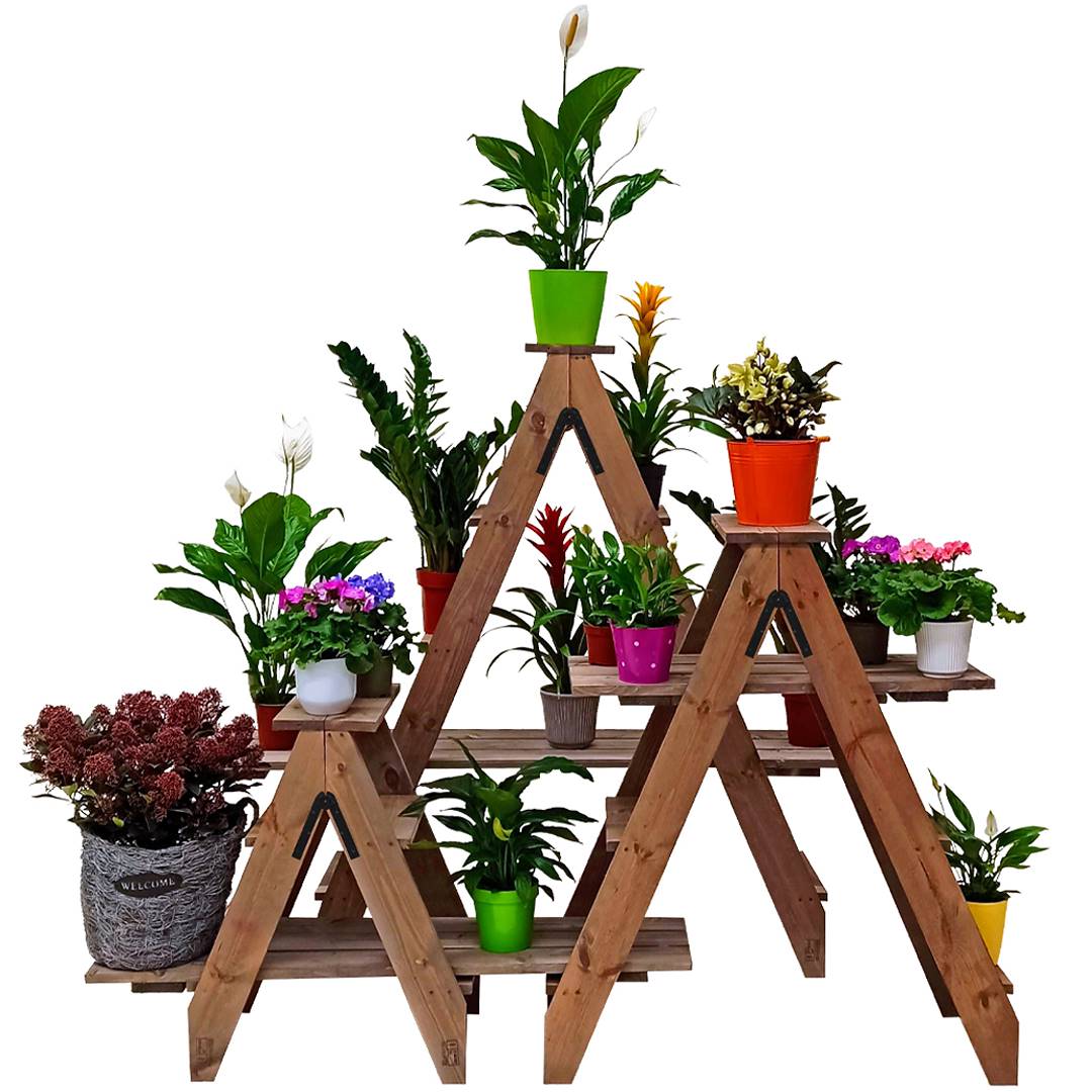 Treppen für Pflanzen und Blumen