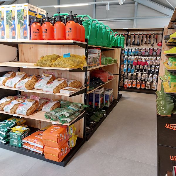 La Inauguración - El Centro de Jardinería Il Tulipano