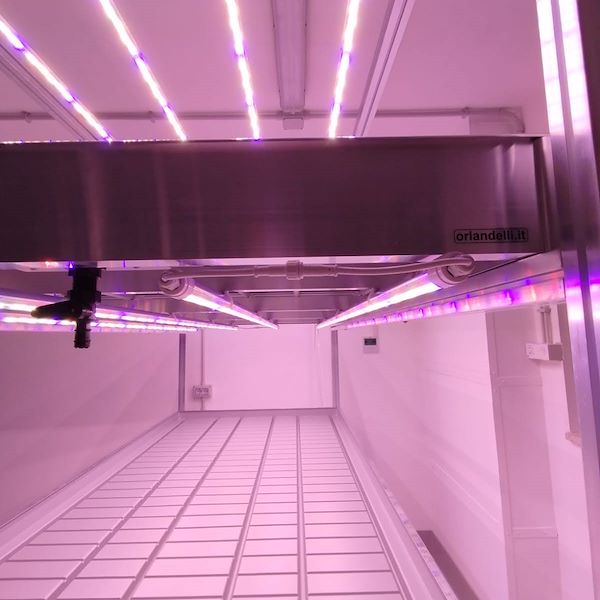vertikales Anbausystem